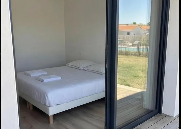 Maison Calme Biscarosse Avec Piscine - 10 Min * 比斯卡罗斯